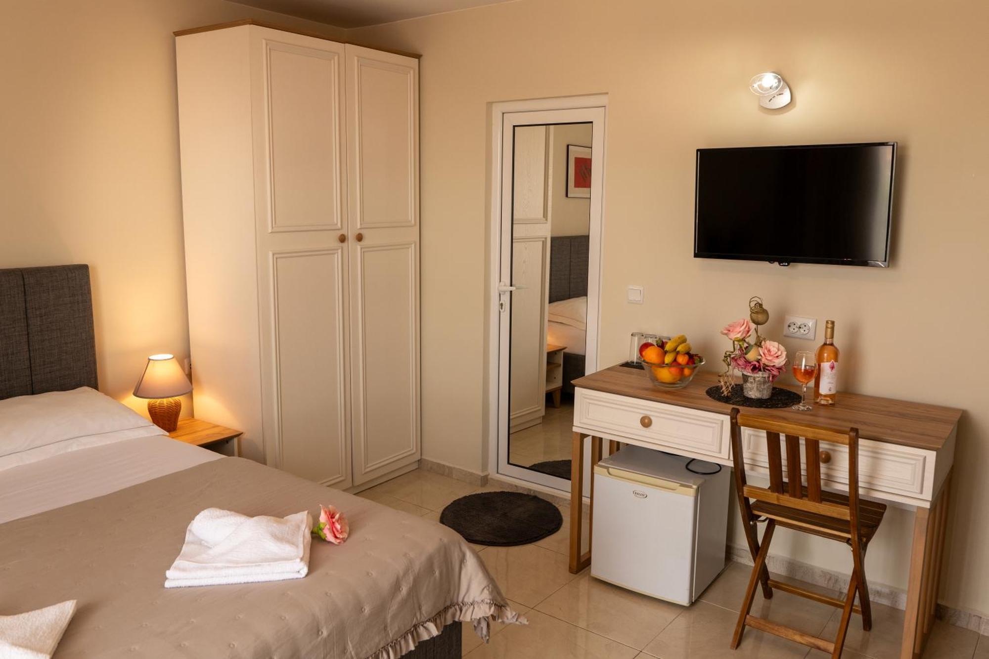 מלון פומורי Rodos House מראה חיצוני תמונה